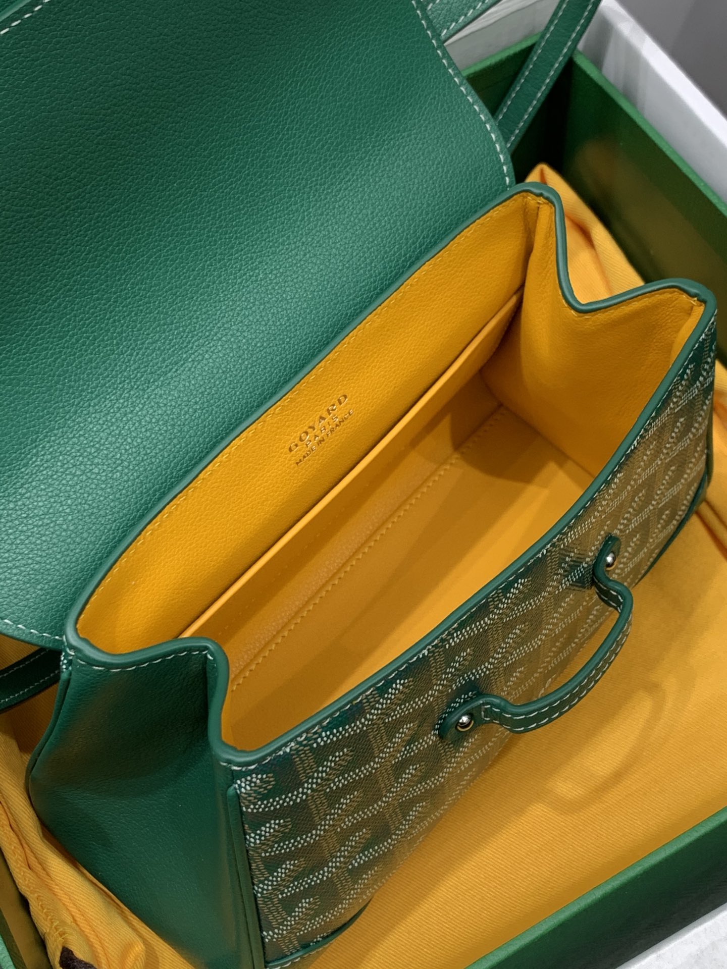 Saigon Souple Mini Handbag Shoulder Bag In Green